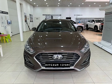 Hyundai Sonata, 2018г, передний привод, автомат