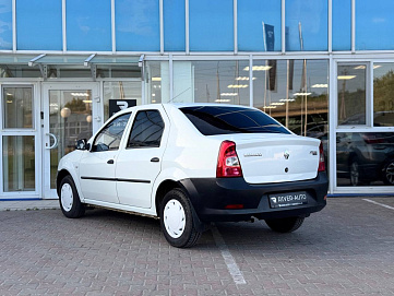 Renault Logan, 2010г, передний привод, механика