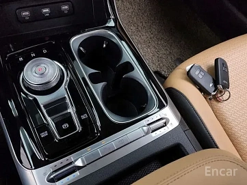 Kia Carnival, 2022г, передний привод, автомат