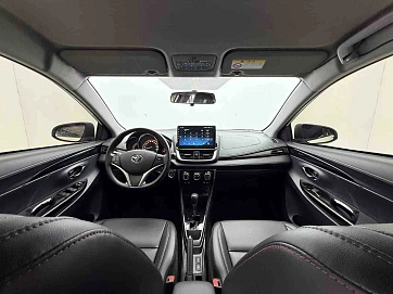 Toyota Yaris, 2023г, передний привод, вариатор