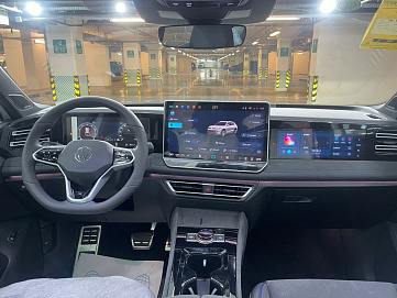 Volkswagen Tiguan, 2024г, полный привод, робот