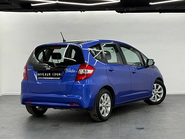 Honda Jazz, 2012г, передний привод, вариатор