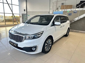 Kia Carnival, 2015г, передний привод, автомат