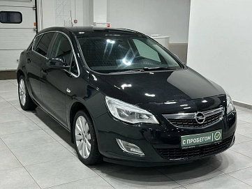 Opel Astra, 2011г, передний привод, автомат