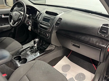 Kia Sorento, 2018г, полный привод, механика