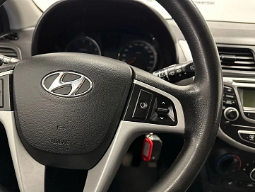 Hyundai Solaris, 2012г, передний привод, механика