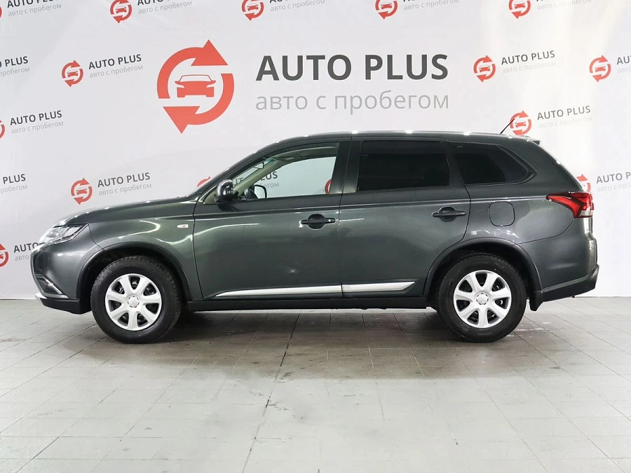 Mitsubishi Outlander, 2016г., передний привод, вариатор