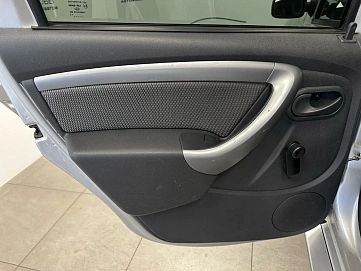 Renault Duster, 2012г, передний привод, механика