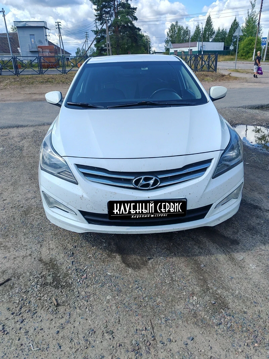 Hyundai Solaris, 2015г., передний привод, автомат