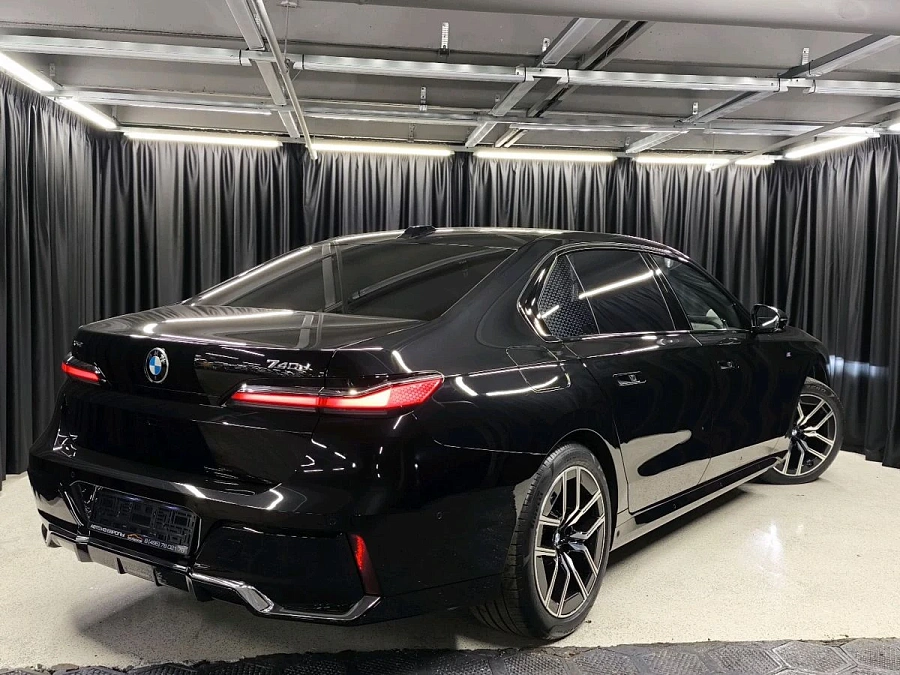 BMW , 2024г., полный привод, автомат