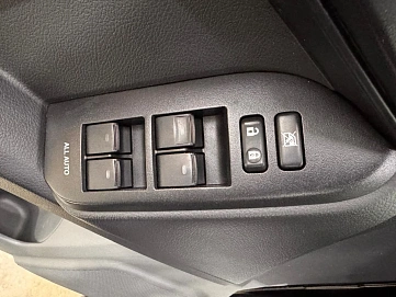 Toyota Land Cruiser Prado, 2012г, полный привод, автомат