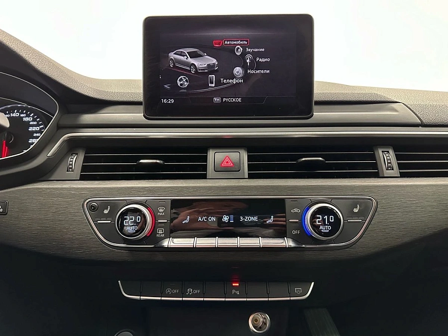 Audi A4, 2019г., передний привод, автомат