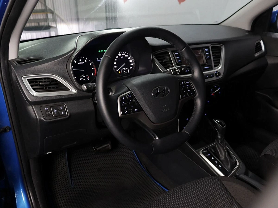Hyundai Solaris, 2019г., передний привод, автомат