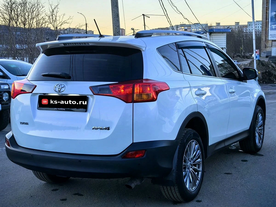 Toyota RAV4, 2013г., полный привод, автомат