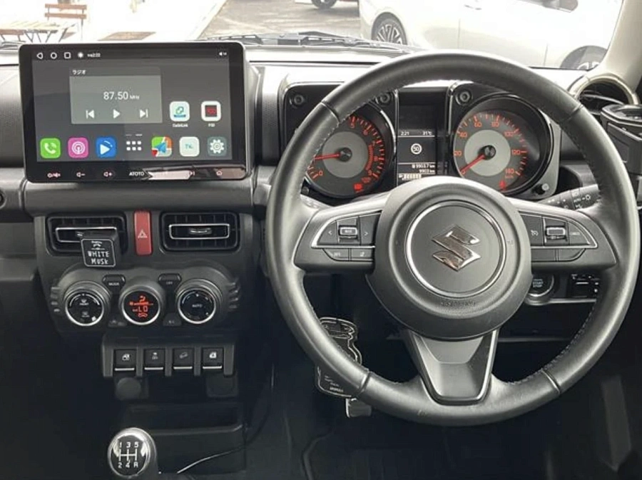 Suzuki Jimny, 2022г., полный привод, механика