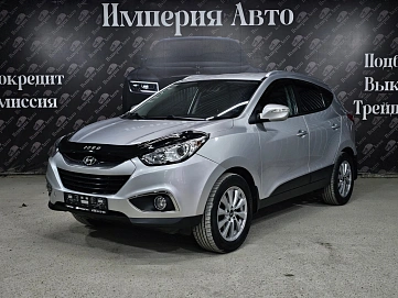 Hyundai ix35, 2011г, передний привод, автомат