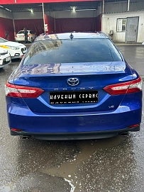 Toyota Camry, 2021г, передний привод, автомат