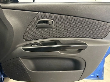 Kia Rio, 2010г, передний привод, механика