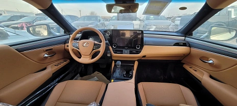 Lexus ES, 2025г, передний привод, вариатор