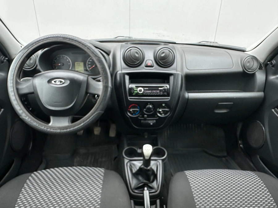 Lada (ВАЗ) Granta, 2016г., передний привод, механика