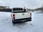Toyota Hilux, 2013г., полный привод, механика