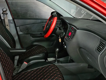 Kia Rio, 2010г., передний привод, автомат