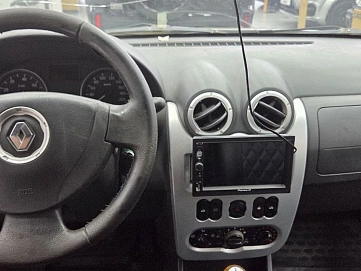 Renault Sandero, 2012г, передний привод, механика