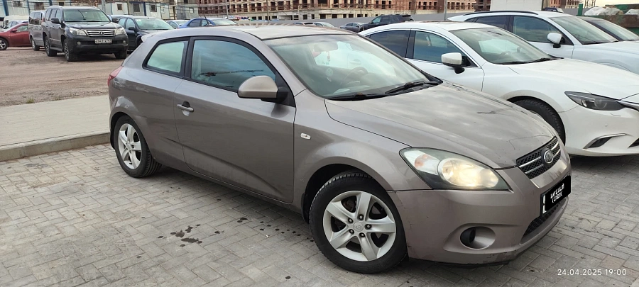 Kia Ceed, 2009г., передний привод, механика