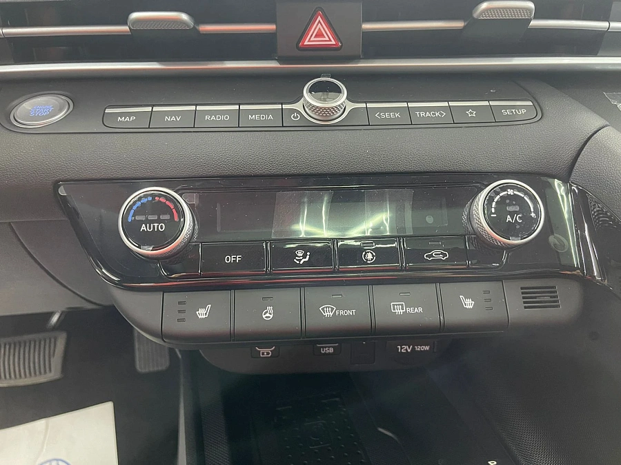 Hyundai Elantra, 2025г., передний привод, вариатор