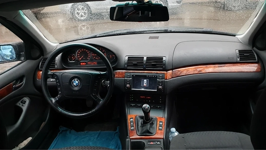 BMW 3 серии, 1998г., задний привод, автомат