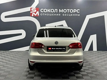 Volkswagen Jetta, 2014г, передний привод, автомат