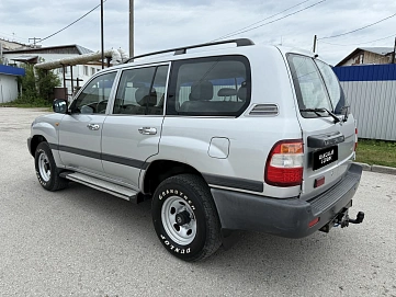 Toyota Land Cruiser, 2005г, полный привод, автомат
