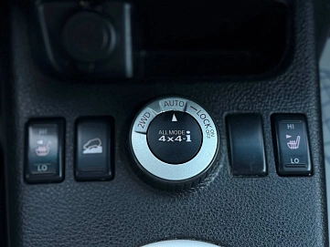 Nissan X-Trail, 2010г, полный привод, вариатор