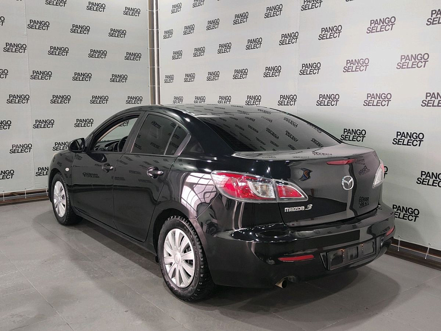 Mazda , 2011г., передний привод, механика