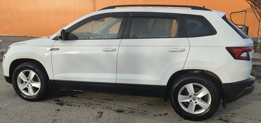 Skoda Karoq, 2020г., передний привод, автомат