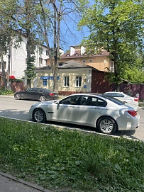 BMW 7 серии, 2011г, полный привод, автомат