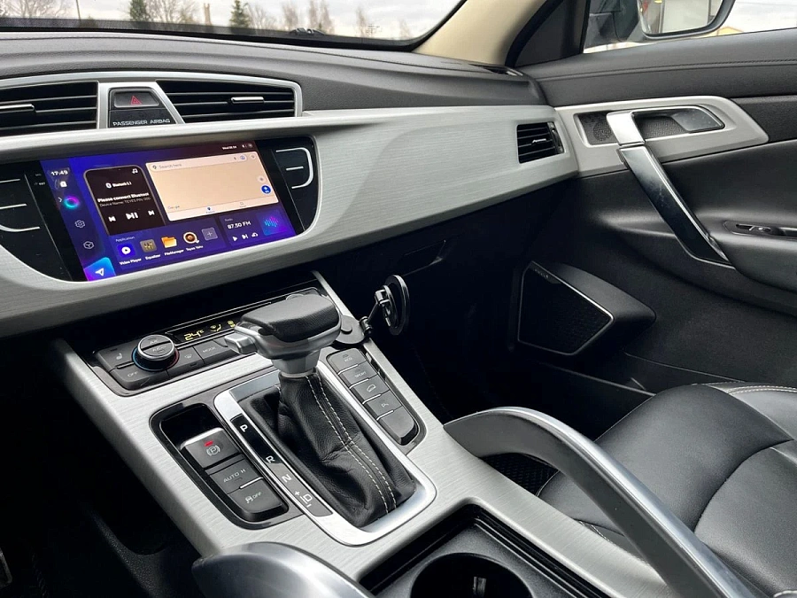 Geely Atlas, 2019г., передний привод, автомат