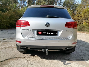 Volkswagen Touareg, 2011г, полный привод, автомат