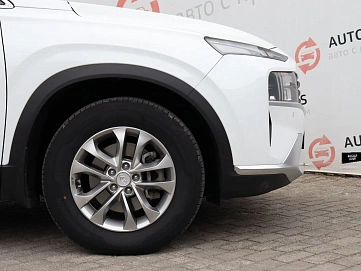 Hyundai Santa Fe, 2021г, полный привод, робот