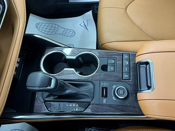 Toyota Highlander, 2025г, полный привод, автомат