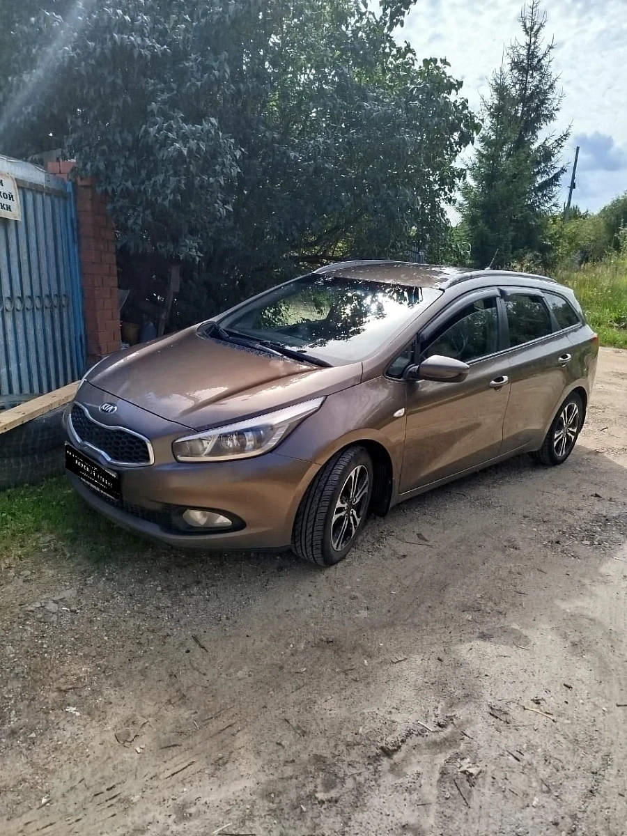 Kia Ceed, 2015г., передний привод, автомат