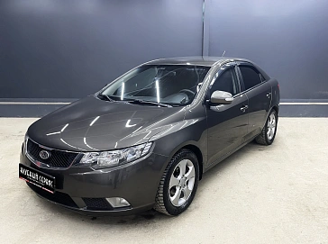 Kia Cerato, 2010г, передний привод, автомат