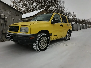 Chevrolet Tracker, 2003г, задний привод, автомат