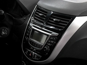 Hyundai Solaris, 2011г, передний привод, механика