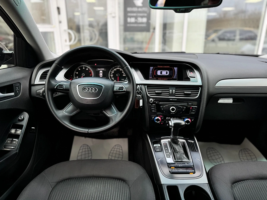 Audi A4, 2012г., передний привод, вариатор