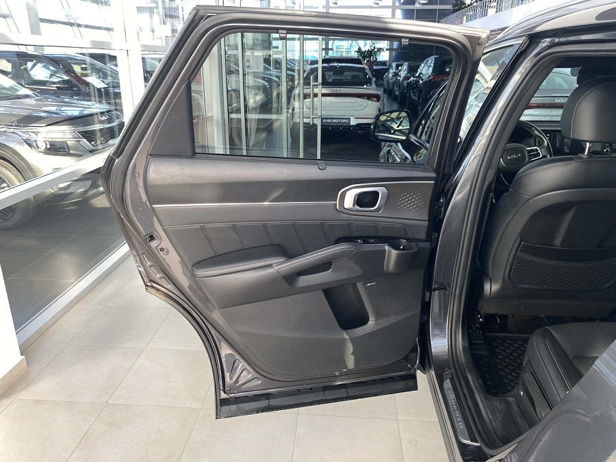 Kia Sorento, 2022г., полный привод, автомат
