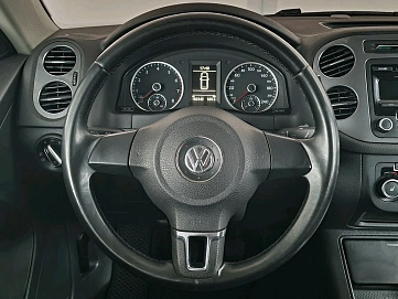 Volkswagen Tiguan, 2013г, полный привод, механика