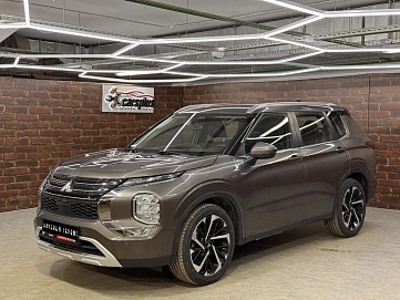 Mitsubishi Outlander, 2023г, полный привод, вариатор