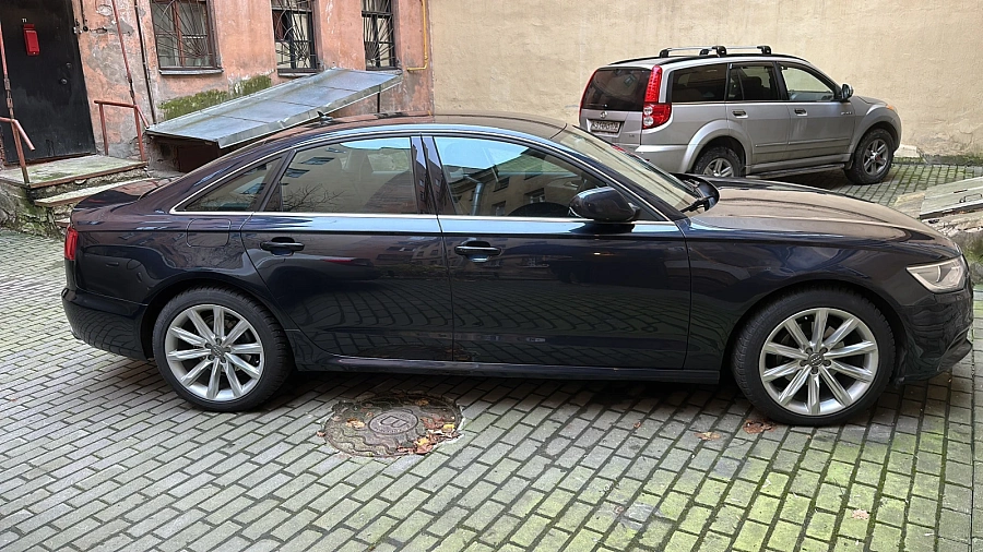 Audi A6, 2012г., полный привод, робот