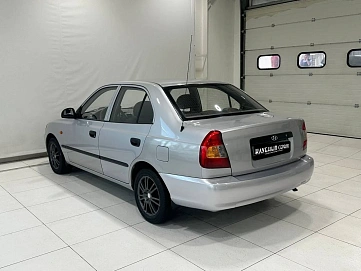 Hyundai Accent, 2004г, передний привод, механика